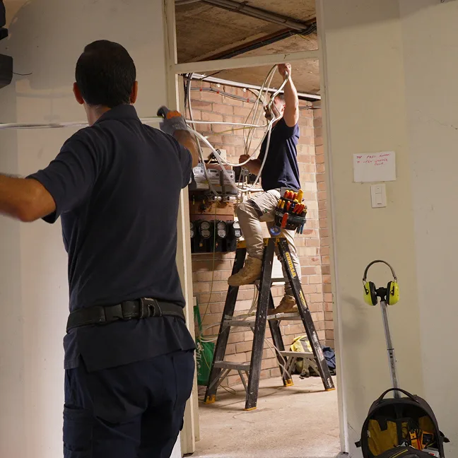 Commercial & Industrial Electrician